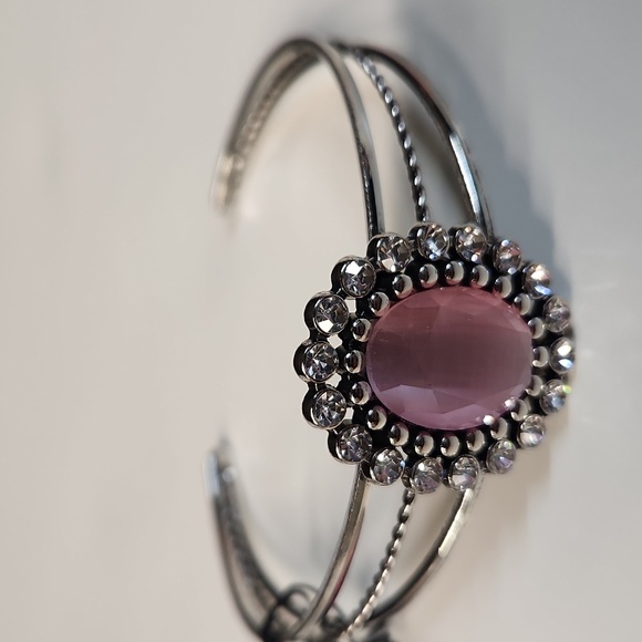 NWT Paparazzi Prismatic Patch Pink & Silver Women's Braclet - Picture 2 of 4